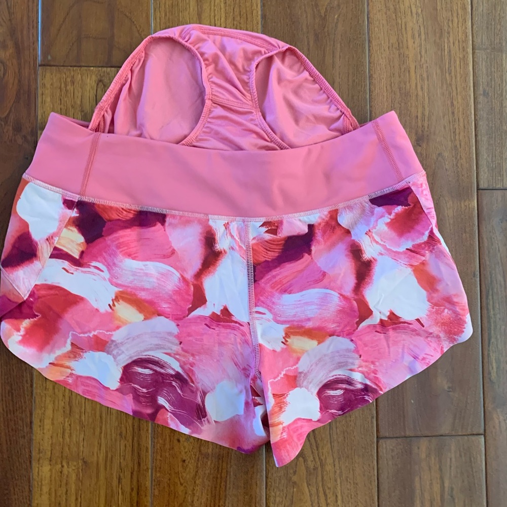 ATHLETA Running Shorts Size M Run With It 3.5" Lined  Painted Energy Coral Pink - Picture 5 of 11